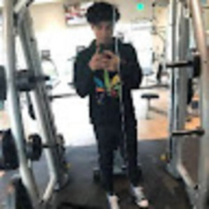 Meet your Posher, Dayron